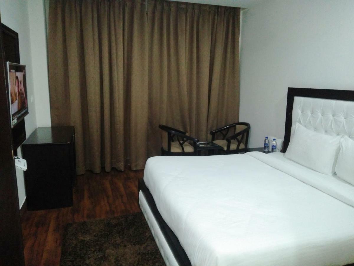 Отель Ak Continental - Mcleodganj Дармсала Экстерьер фото