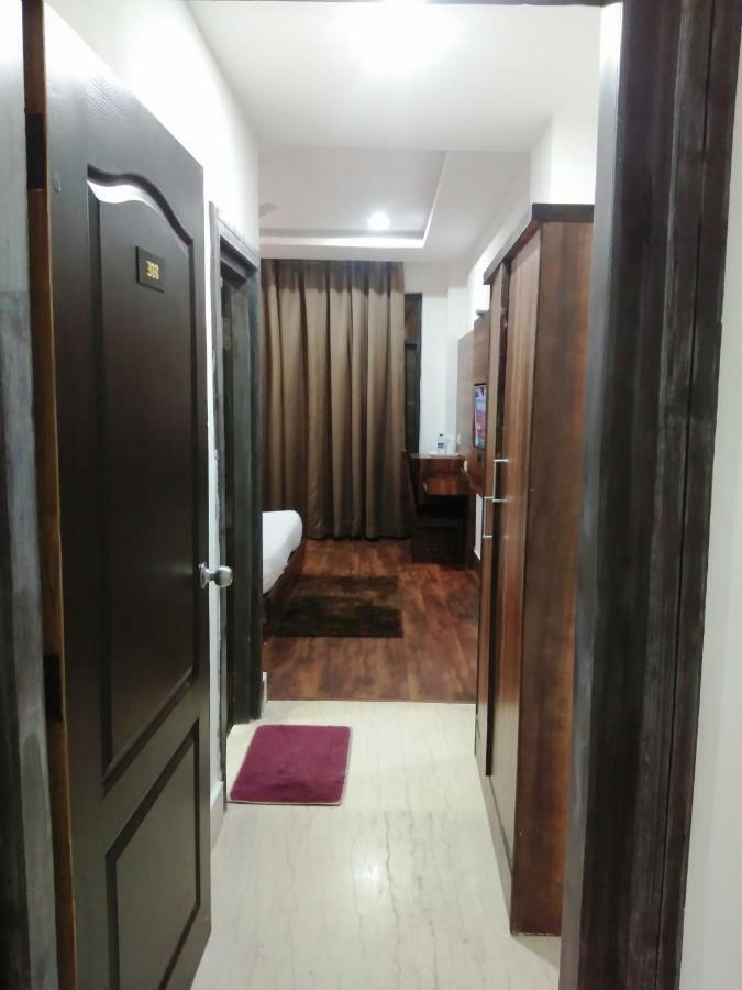 Отель Ak Continental - Mcleodganj Дармсала Экстерьер фото