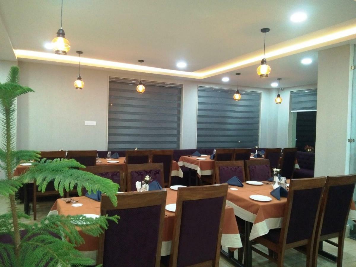 Отель Ak Continental - Mcleodganj Дармсала Экстерьер фото
