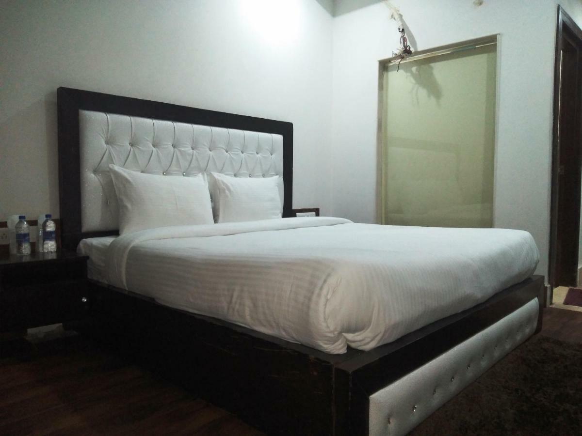 Отель Ak Continental - Mcleodganj Дармсала Экстерьер фото